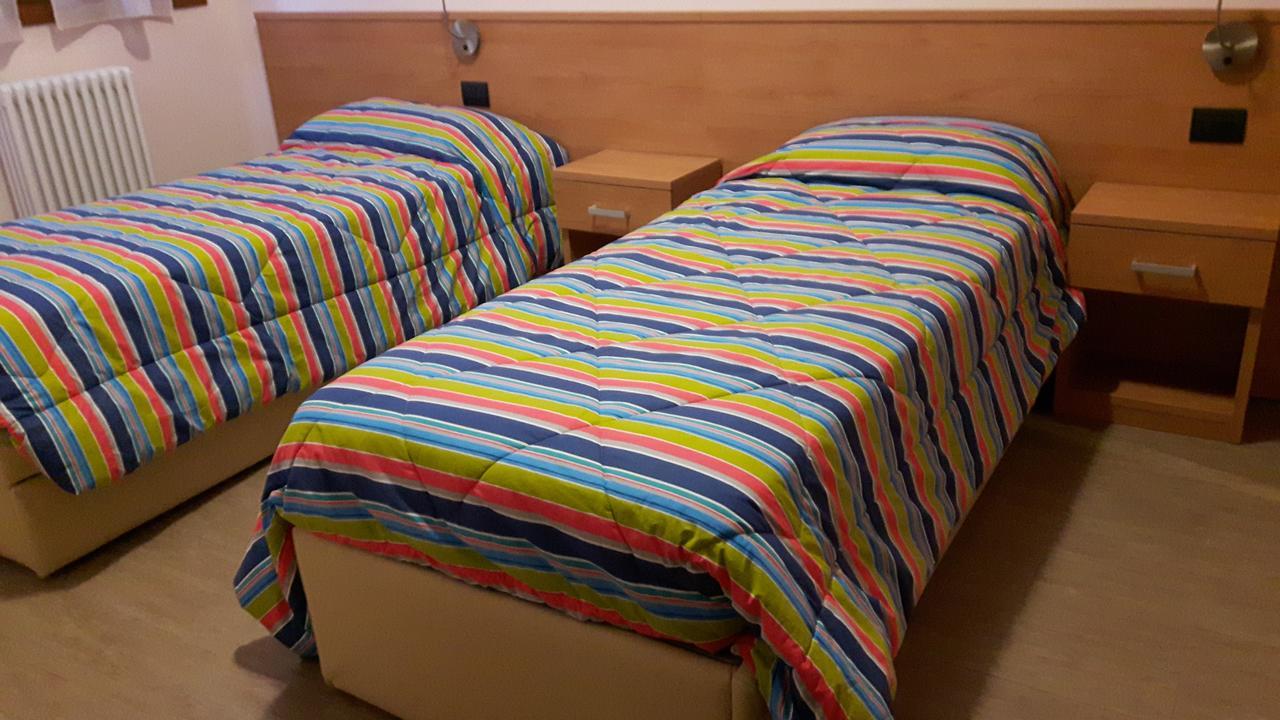 Casa Alpina Sacro Cuore Canale dʼAgordo Екстериор снимка